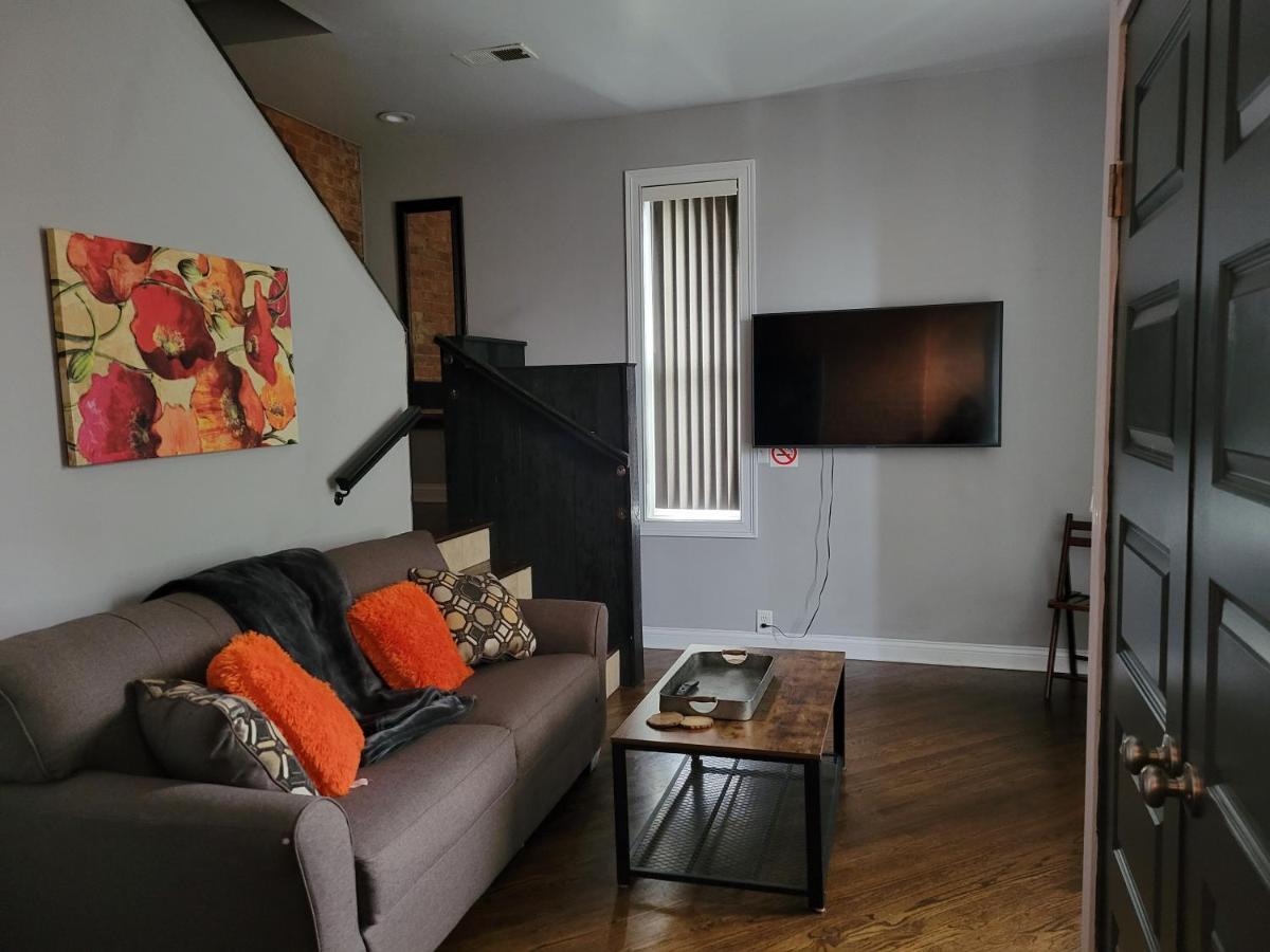 Modern Rustic Split Level With Balcony Lejlighed Cincinnati Eksteriør billede